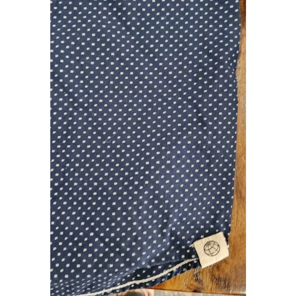 Free Planet Shirt Mens Large Button Up Long Sleeves Pockets - Picture 6 of 9